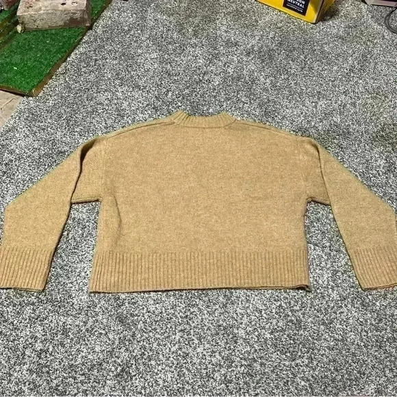 Zara Girls Mock Turtle Neck Sweater Size 9-10 Beige - Picture 9 of 9